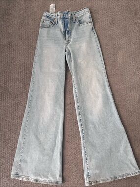 Levi’s Ribcage Bell. Light Blue Wide-Leg Women's Jeans